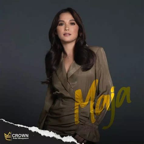 Maja Salvador establishes her own management agency .